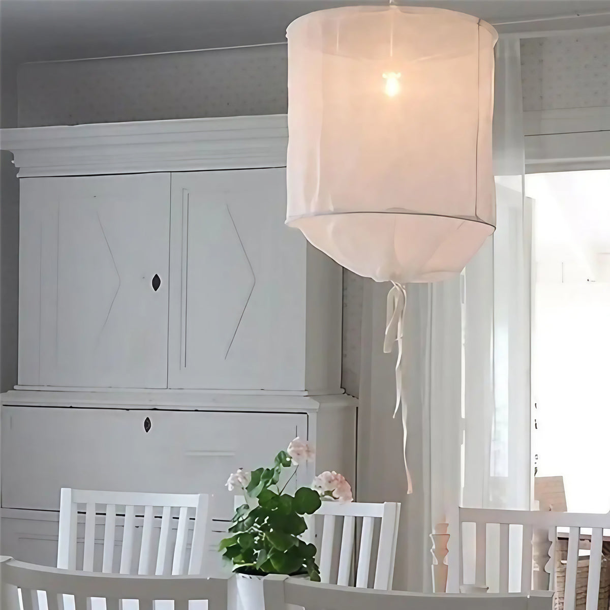 Suspension en tissu blanc au style minimaliste, tailles S à XL