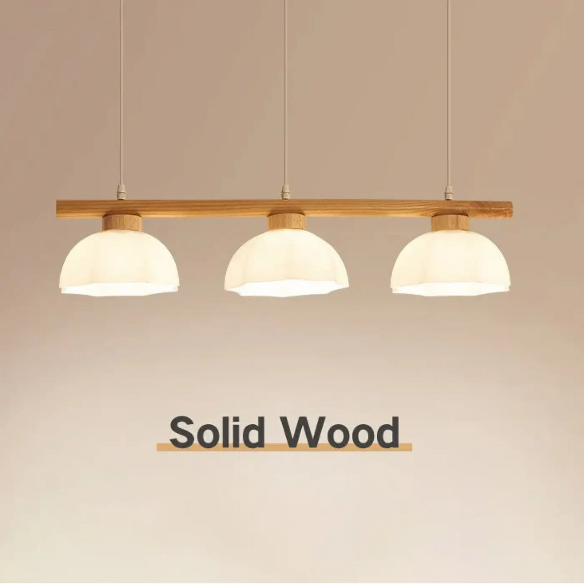 Suspension design en bois naturel et verre translucide