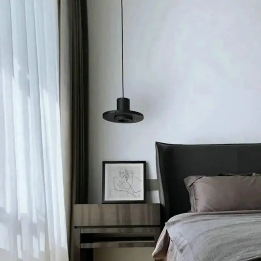 Suspension moderne en métal noir, tailles S, M ou L