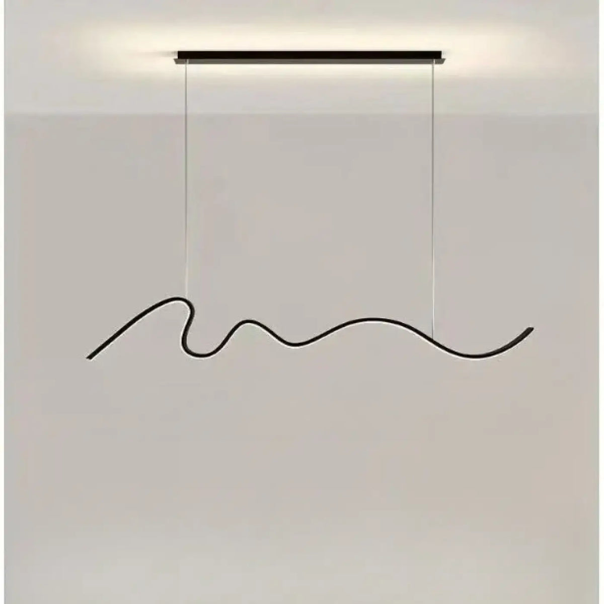 Suspension design ondulée, noire ou blanche, tailles S ou M, noir