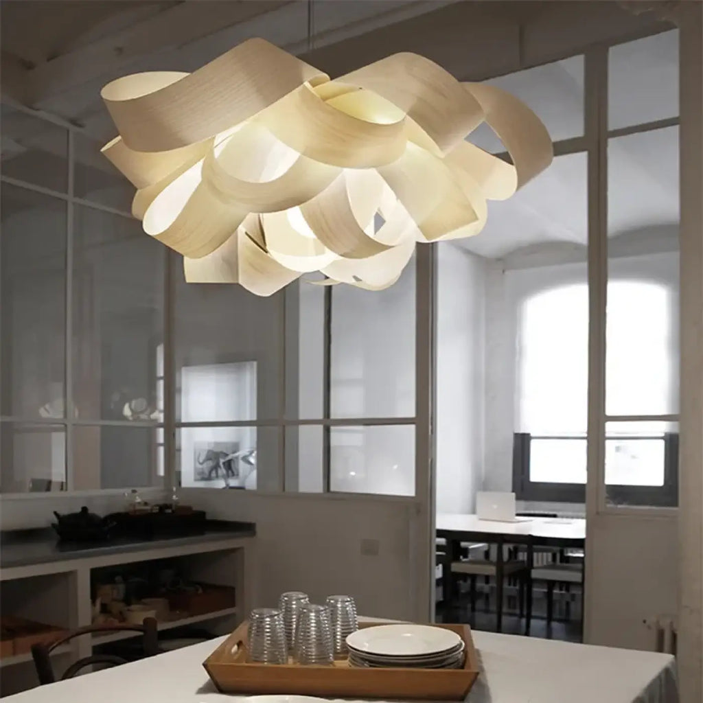 Suspension organique en rubans de bois, blanc ou marron