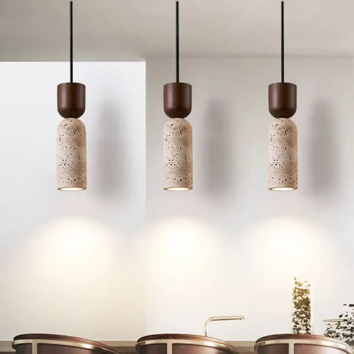 Suspension design en pierre naturelle et bois, marron ou beige