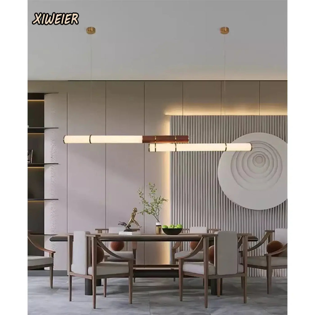 Suspension rectiligne au design minimaliste, tailles S et M