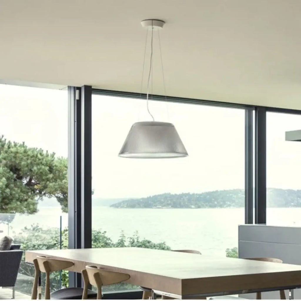 Suspension transparente contemporaine, tailles S et M
