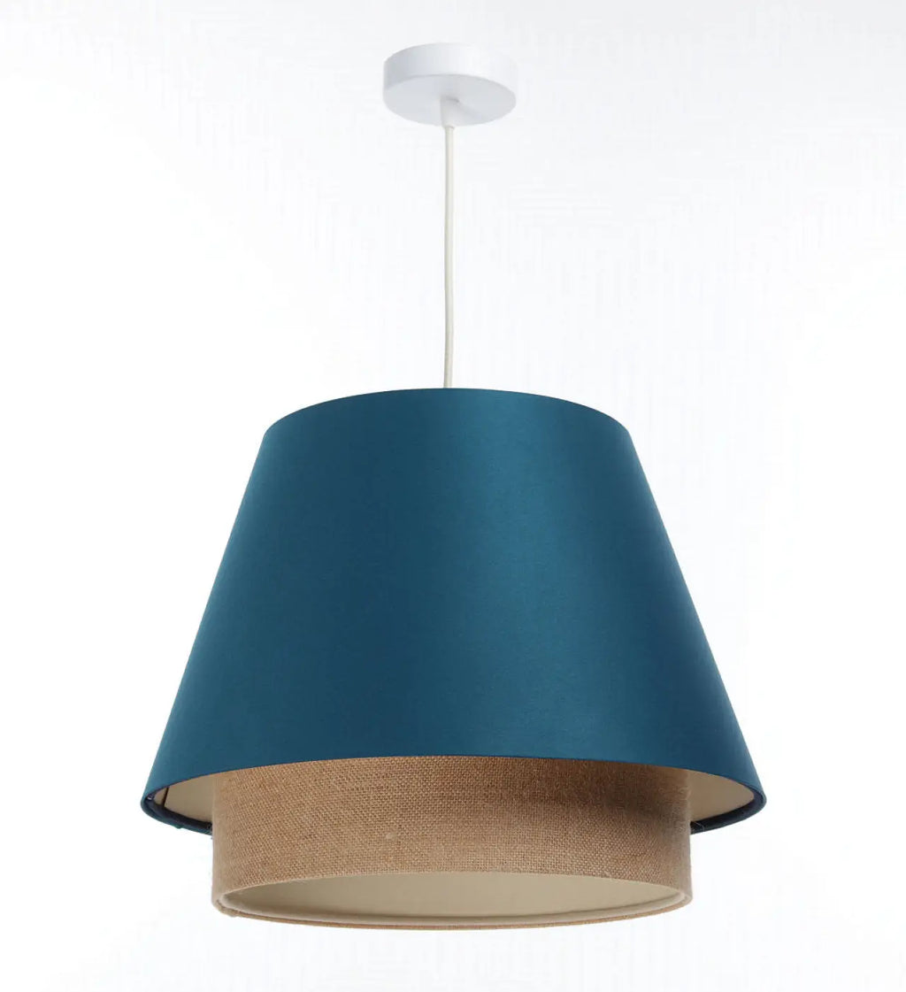 Suspension design turquoise à abat-jour contrasté