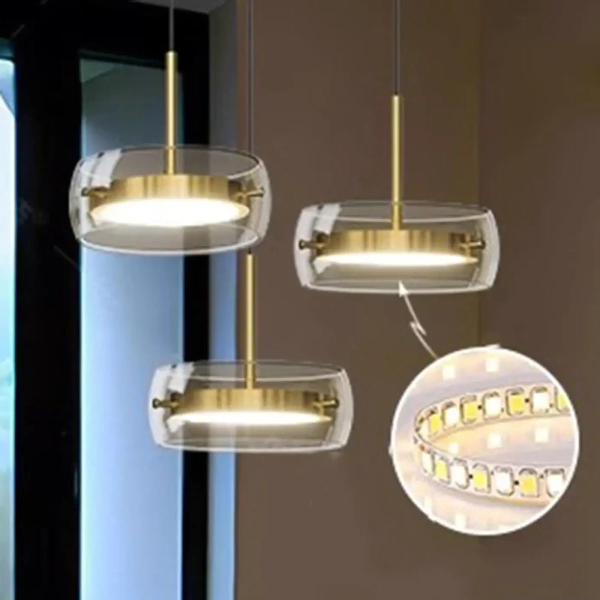 Suspension dorée à trois têtes LED, design moderne
