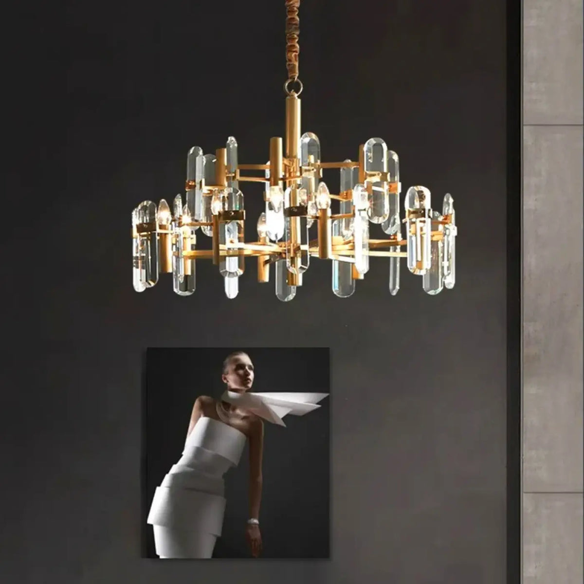 Suspension design noire ou dorée, trois tailles, lumière au choix