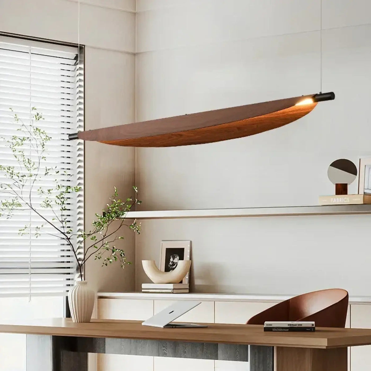 Suspension ovale aspect bois foncé, trois tailles