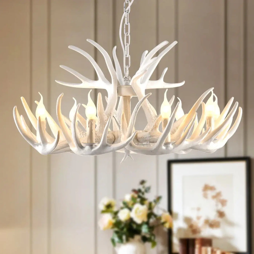 Suspension en forme de cornes blanches, lignes courbes
