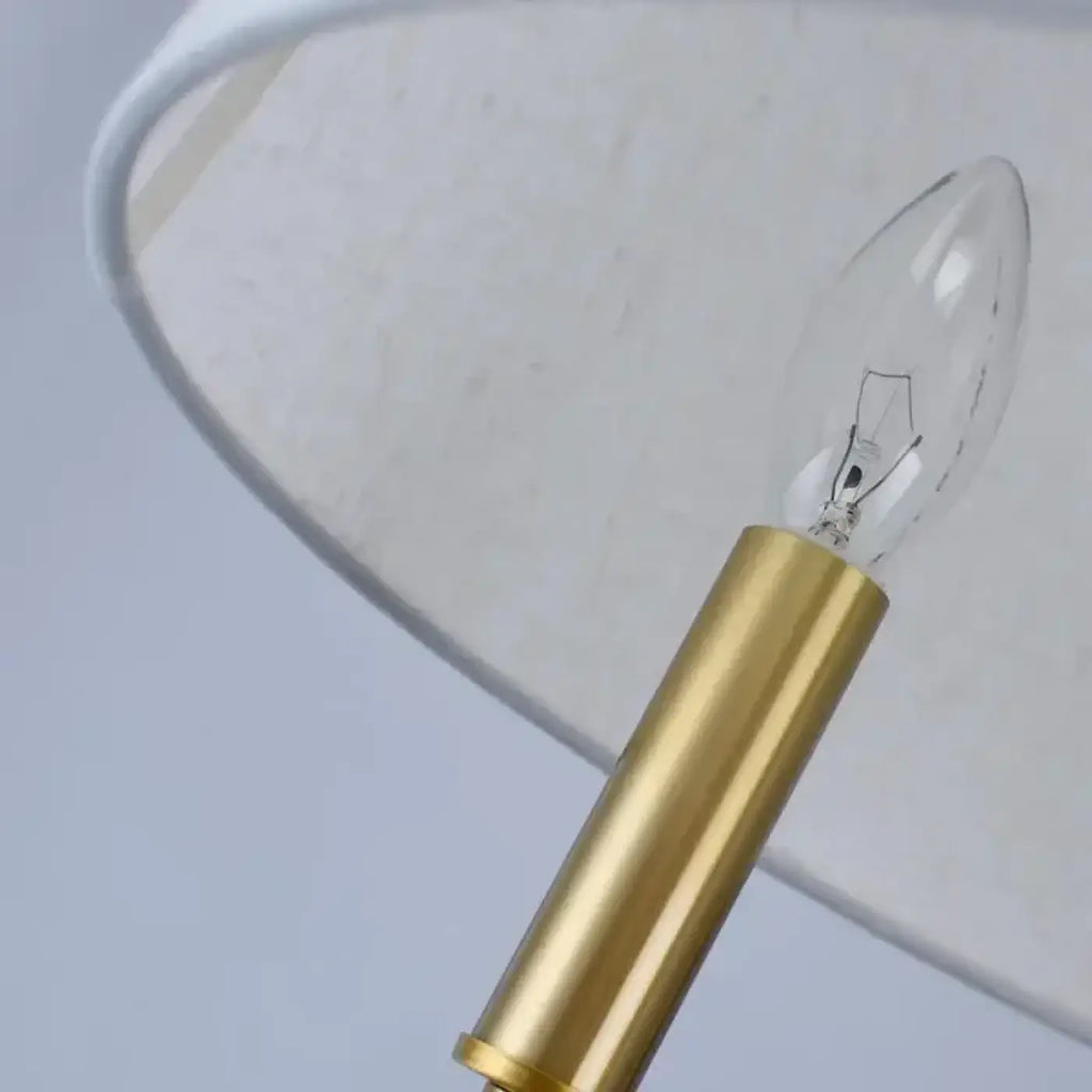 Suspension verticale pour plafond haut et cage d'escalier