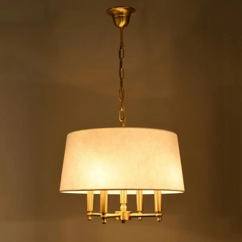 Suspension verticale pour plafond haut et cage d'escalier