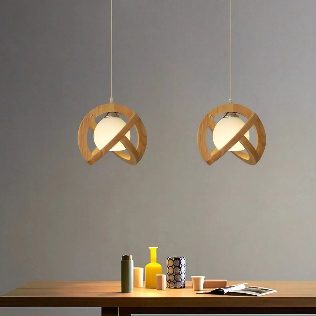 Suspension design d'inspiration tressée, beige ou marron