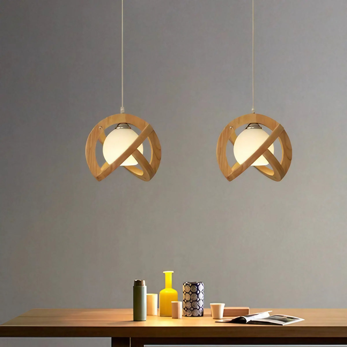 Suspension design d'inspiration tressée, beige ou marron