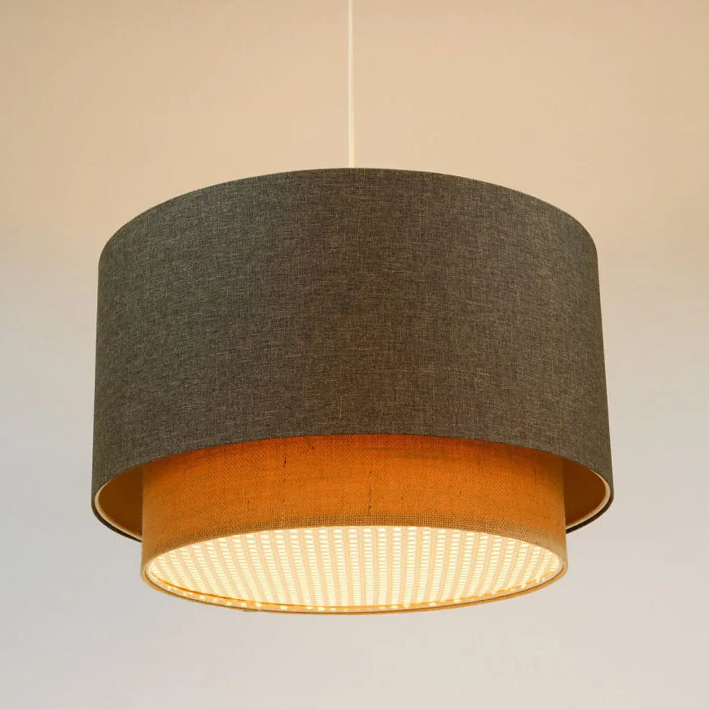 Suspension en tissu graphite et beige, tailles S, M ou L