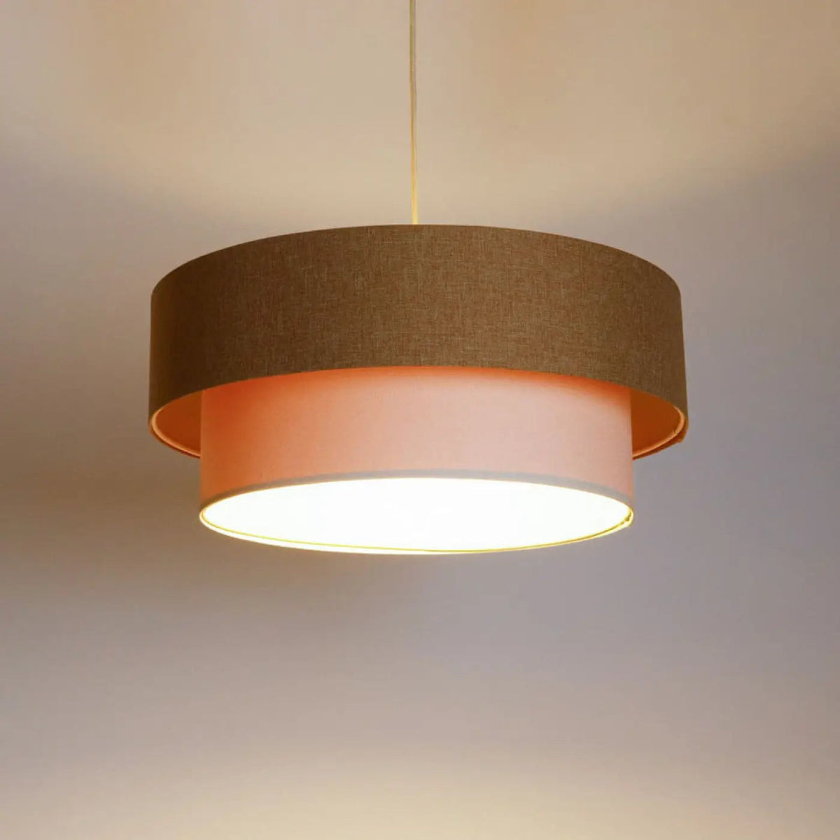 Suspension en tissu moutarde et crème, trois tailles S, M, L