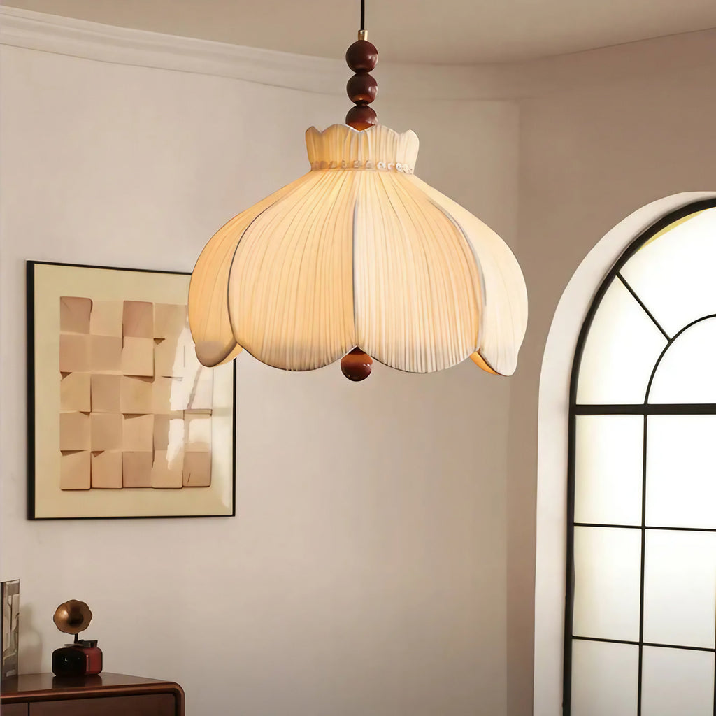 Suspension en tissu plissé de forme généreuse, S, M ou L