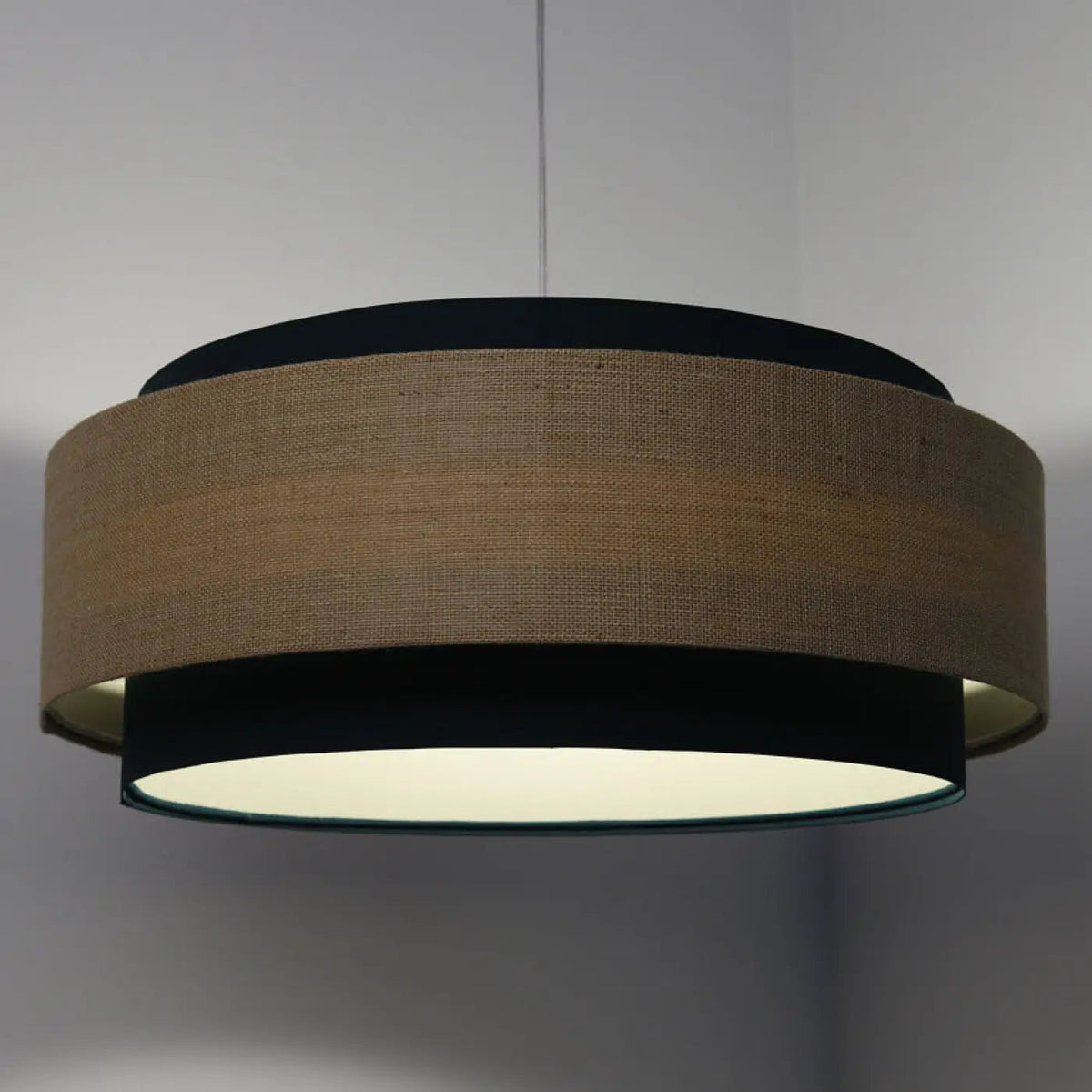 Suspension en tissu vert, beige et écru, esprit nature