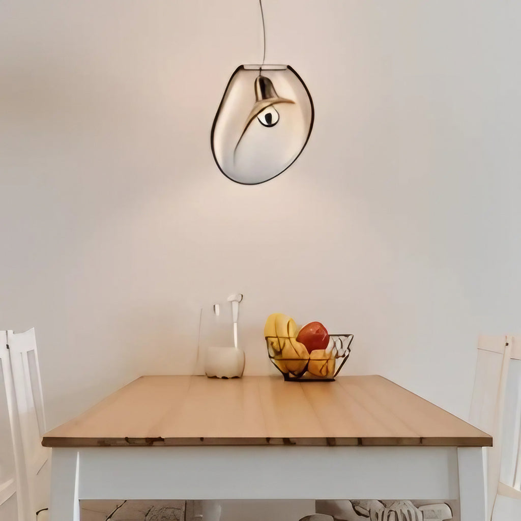 Suspension en verre soufflé aux courbes douces, gris ou beige