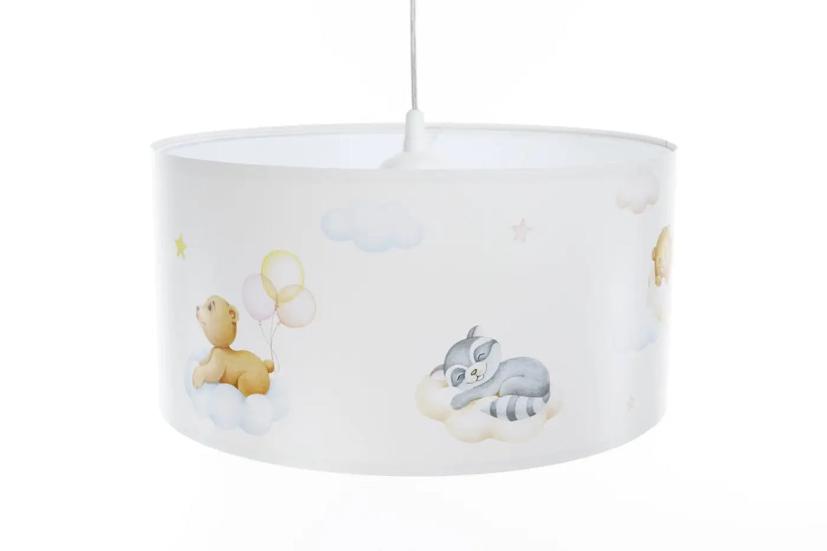 Suspension enfant blanche aux oursons dans les nuages