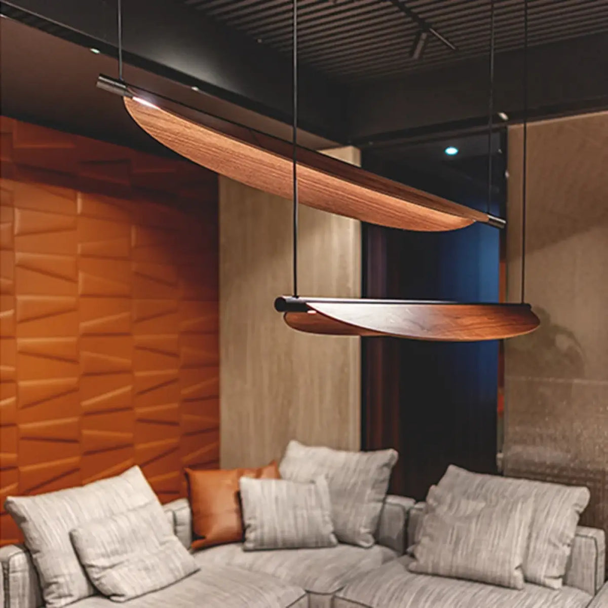 Suspension moderne en fer, tailles S, M ou L