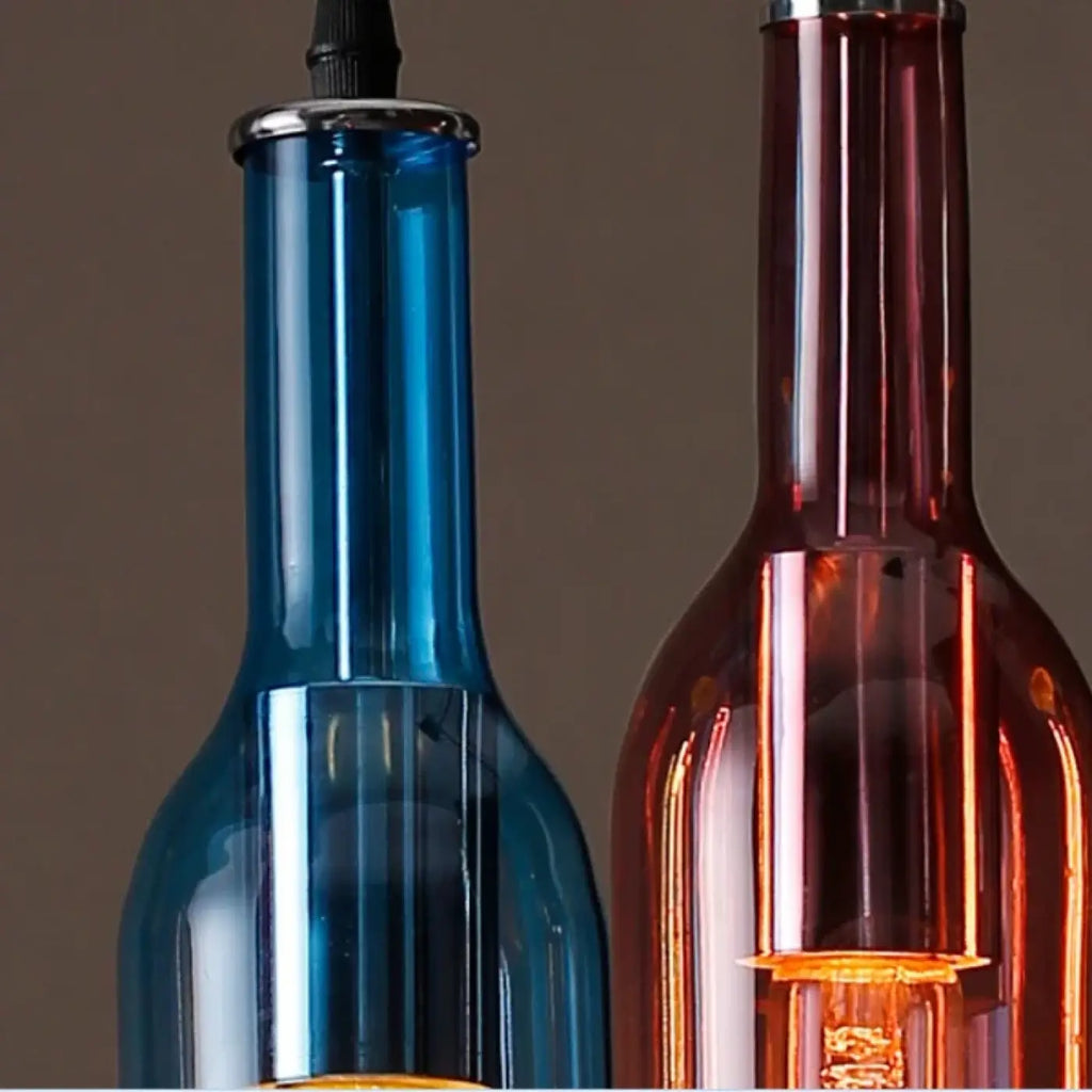 Suspension en forme de bouteille, quatre teintes vives