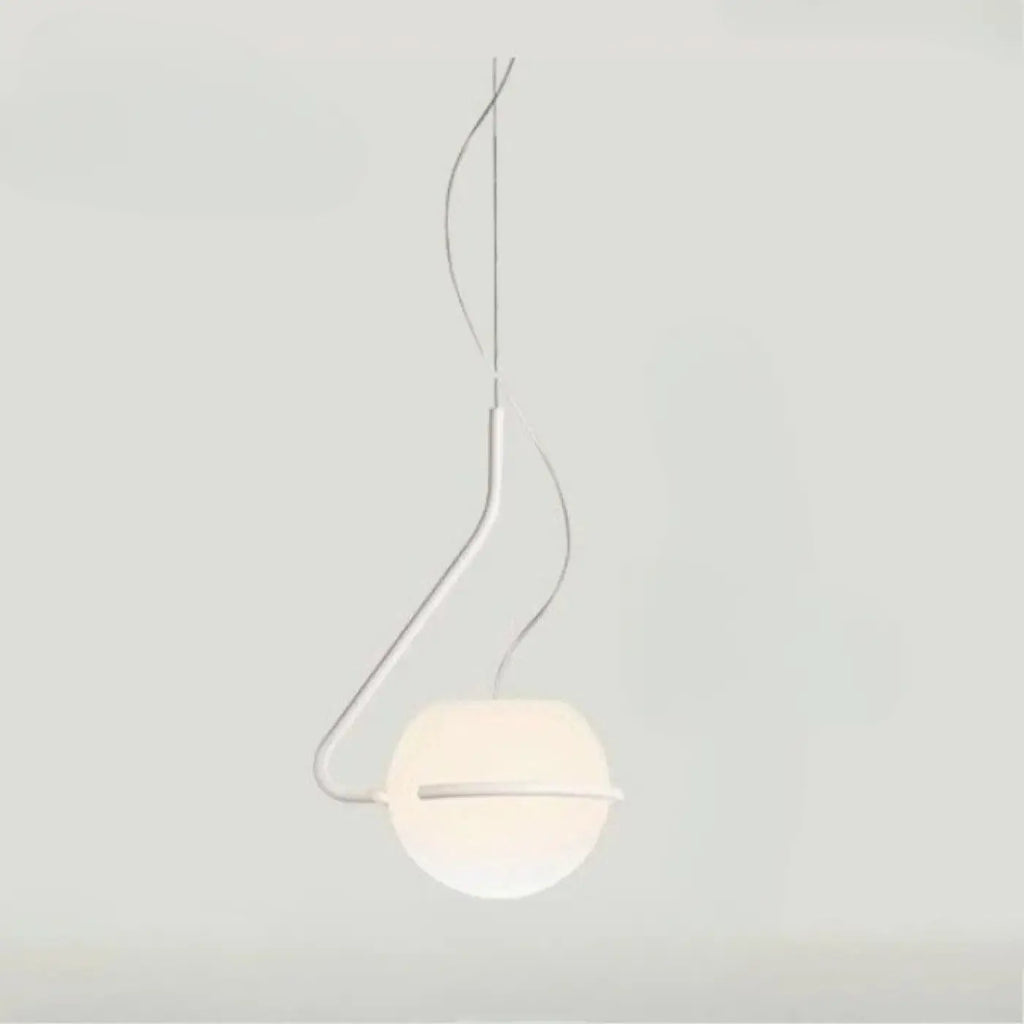 Suspension globe opalin à bras asymétrique, trois coloris, blanc