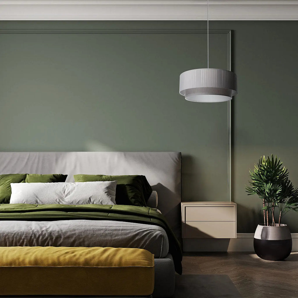 Suspension grise au design sobre, trois tailles S, M et L