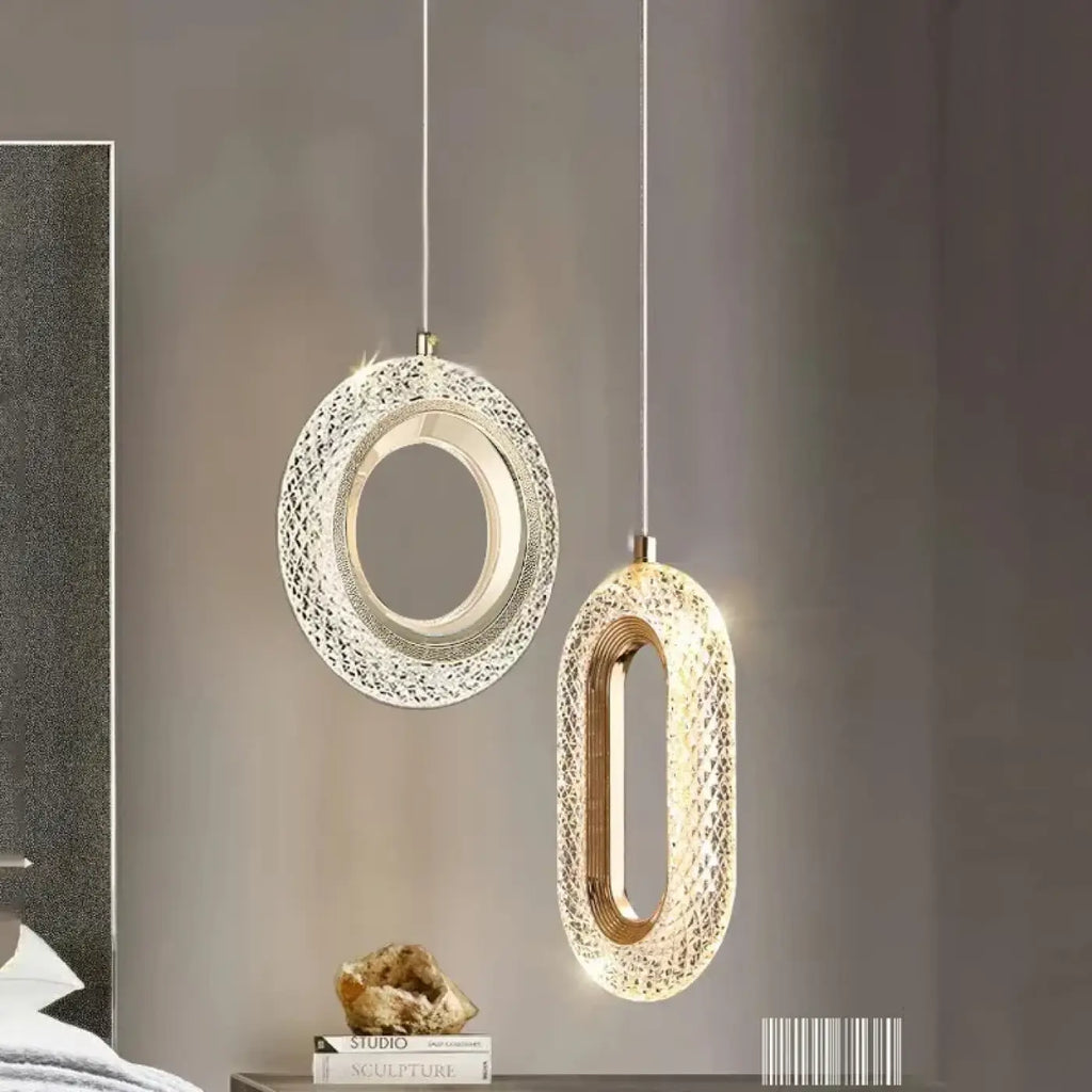 Suspension LED dorée, modèle rond ou ovale