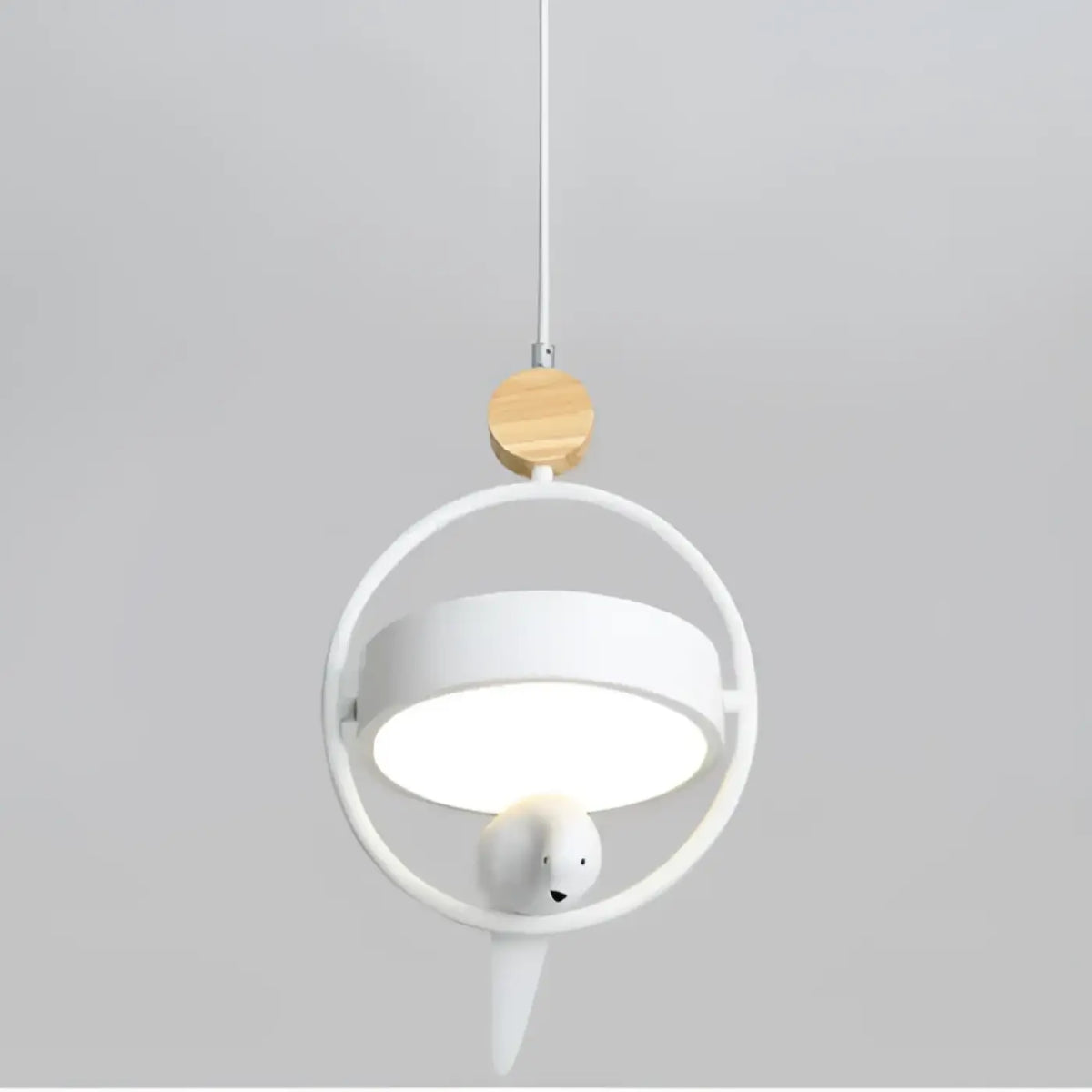 Suspension métal et bois ornée d'un oiseau, trois coloris, blanc