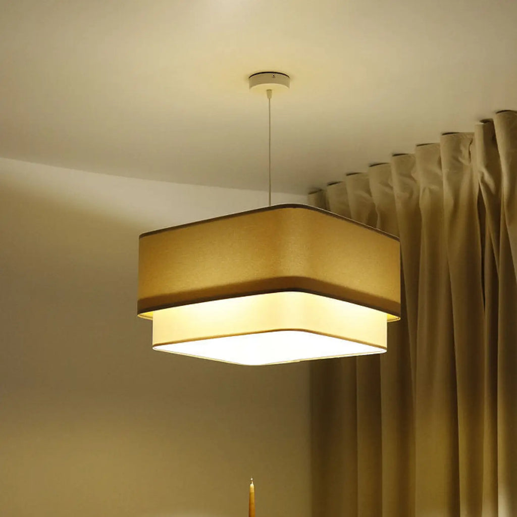 Suspension abat-jour textile beige et blanc, lignes simples
