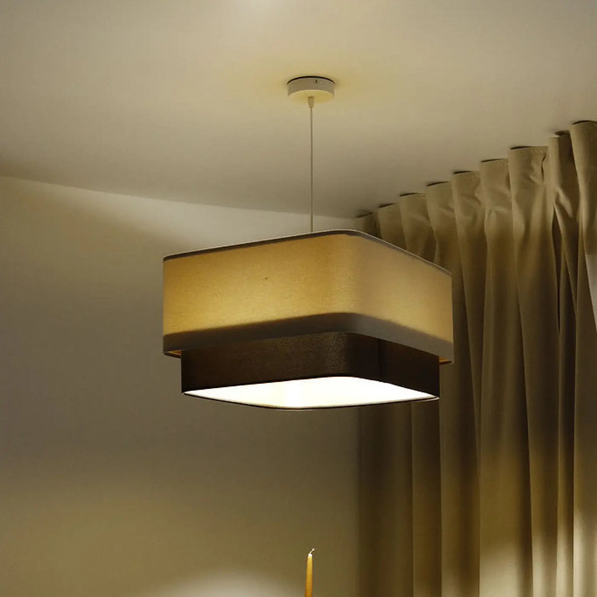 Suspension moderne à abat-jour textile beige et marron