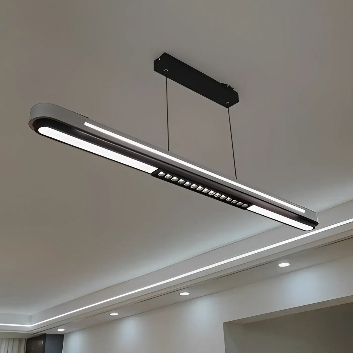 Suspension LED moderne aux lignes épurées, tailles S, M ou L