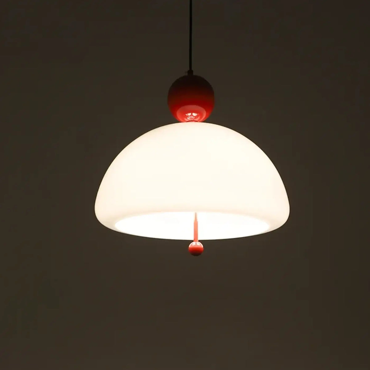 Suspension en verre opalin, cinq coloris au choix