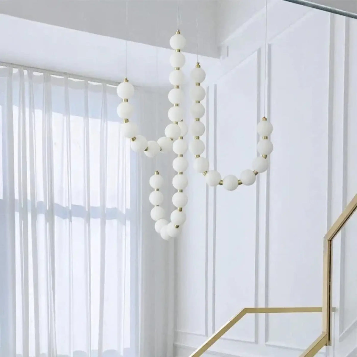 Suspension en perles blanches, tailles S et M, blanc chaud ou froid
