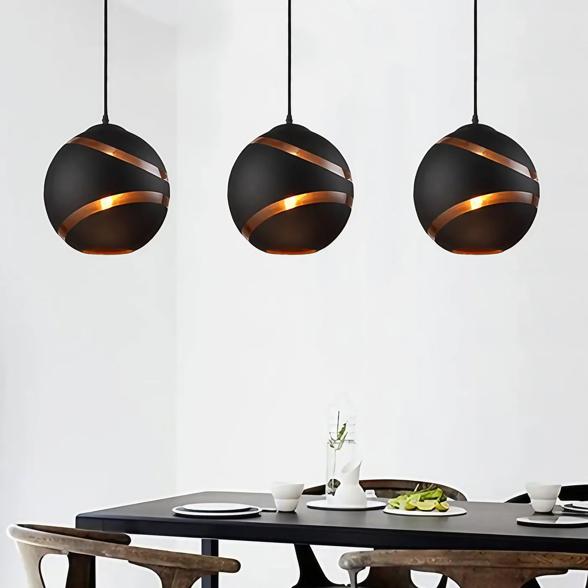 Suspension ronde, noire ou blanche