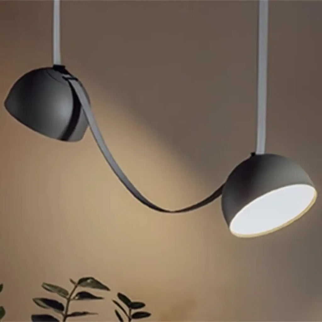 Suspension à longues sangles contemporaine, orange ou noir