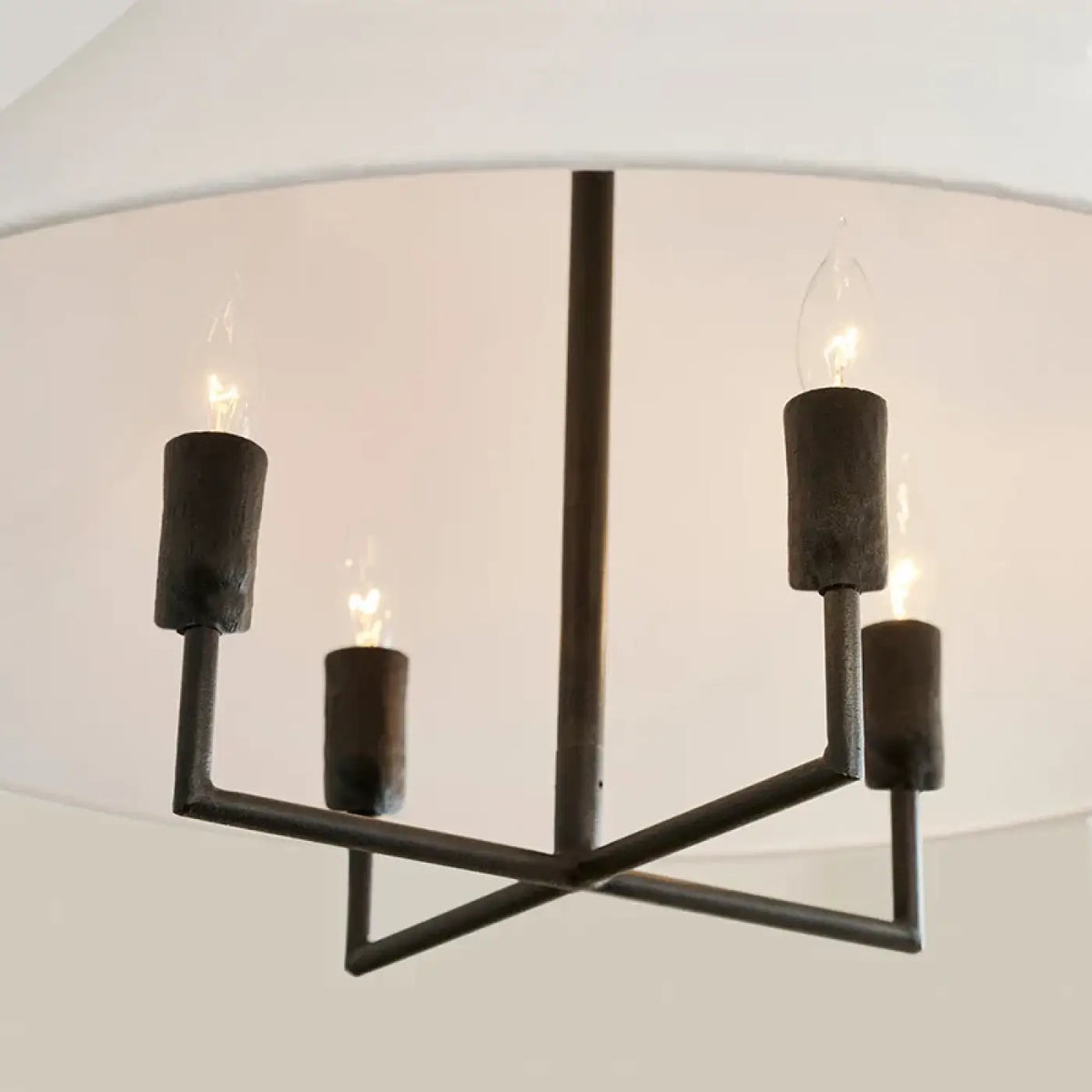 Suspension scandinave, abat-jour en tissu naturel, structure noire