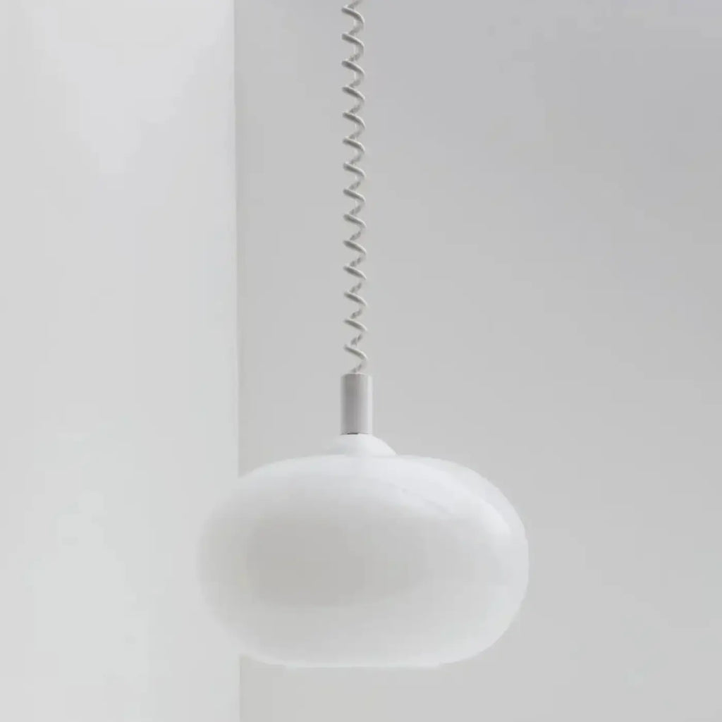 Suspension scandinave en verre blanc à câble spiralé coloré, blanc