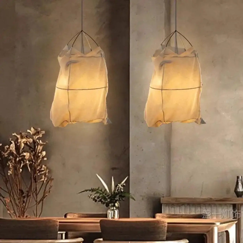 Suspension style scandinave légère, tailles S, M et L