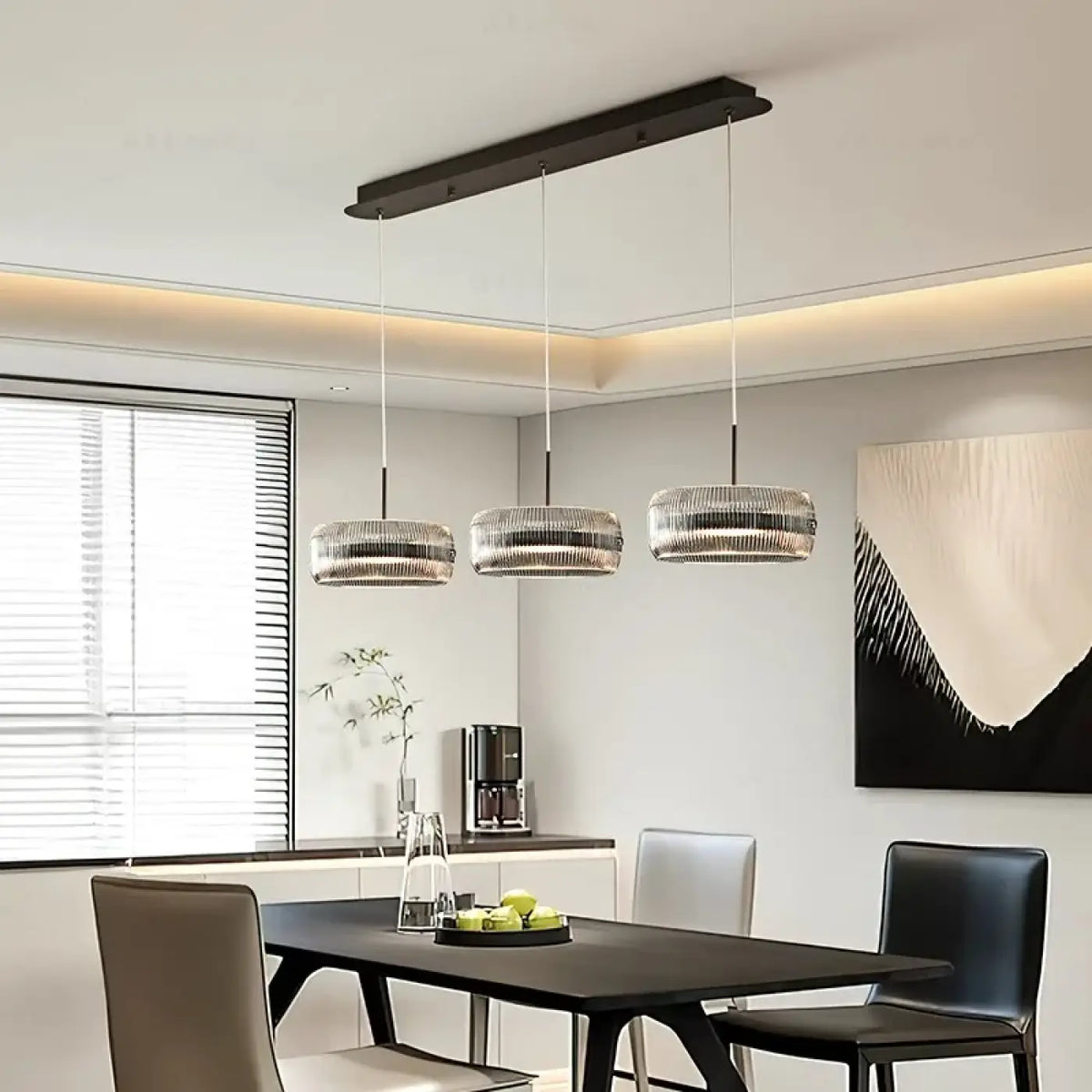 Suspension en verre transparent sur support noir, tailles S et M