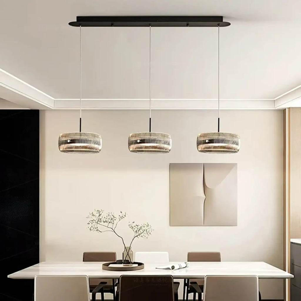 Suspension en verre transparent sur support noir, tailles S et M