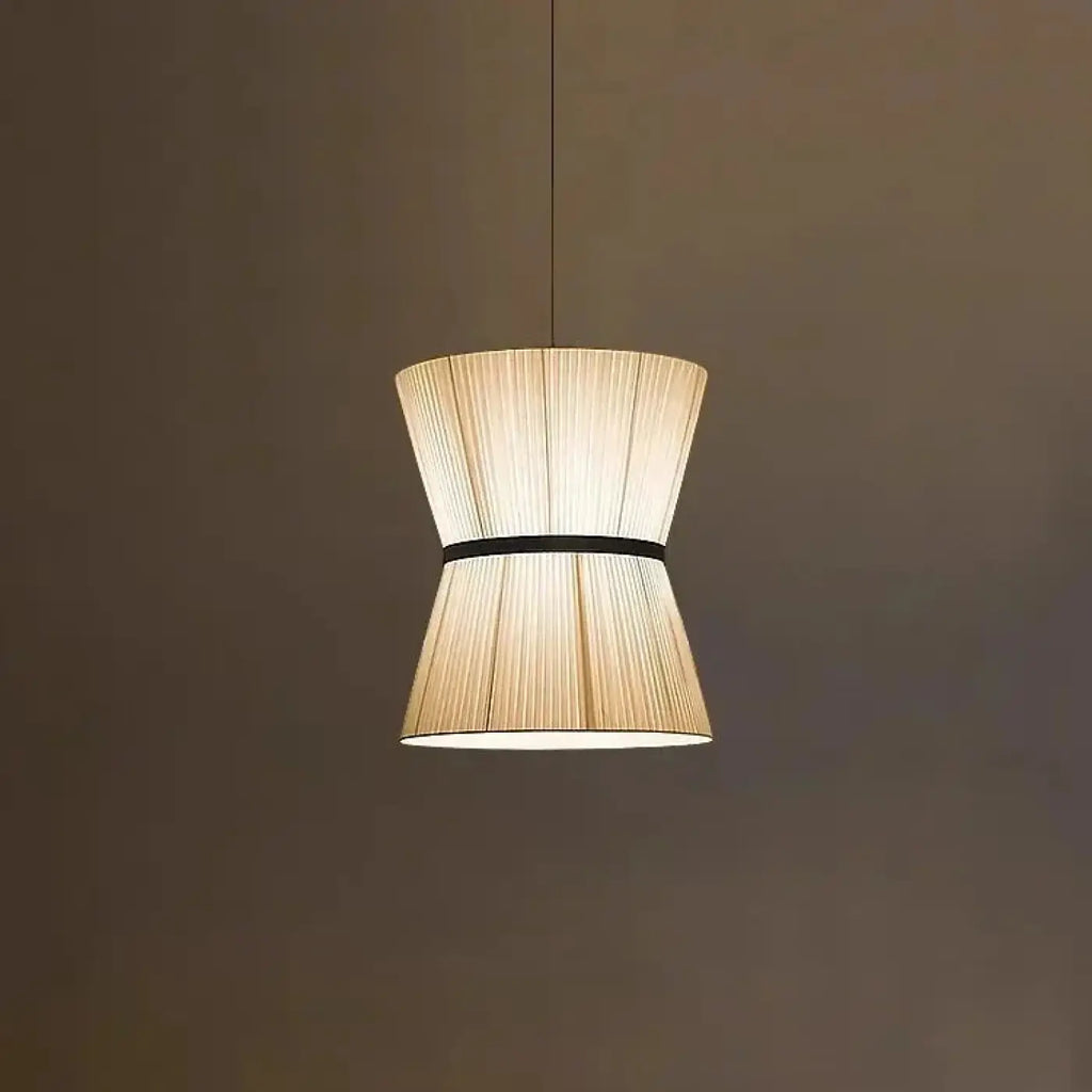 Suspension en tissu beige, trois tailles S, M et L
