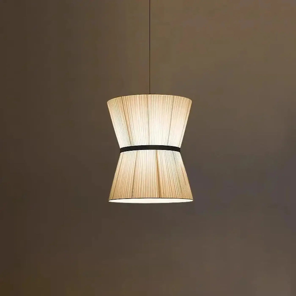 Suspension en tissu beige, trois tailles S, M et L