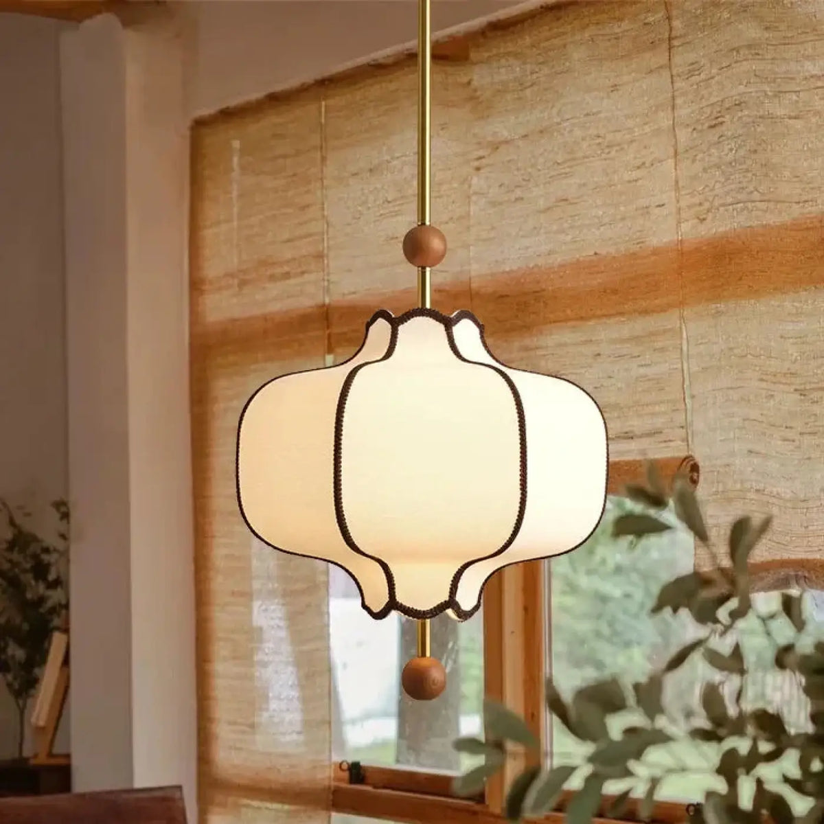 Suspension chic en tissu blanc, trois teintes de lumière