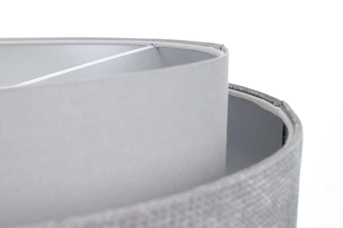 Suspension en tissu gris et argent, sobre et lumineuse