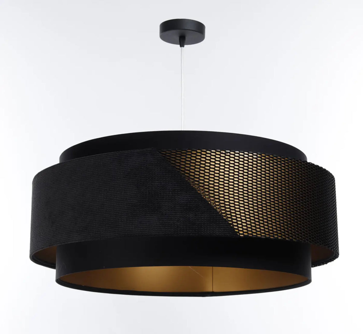 Suspension en tissu noir et doré, une touche chic au plafond