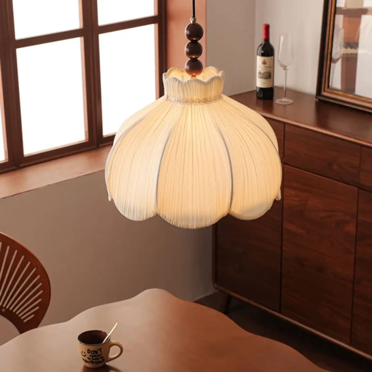 Suspension en tissu plissé de forme généreuse, S, M ou L