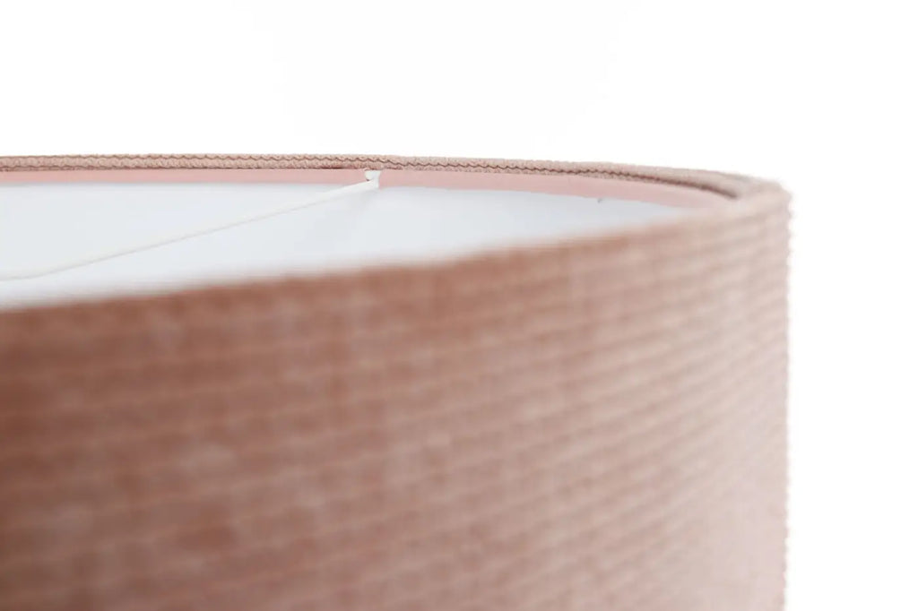 Suspension en tissu rose et blanc, style moderne et doux