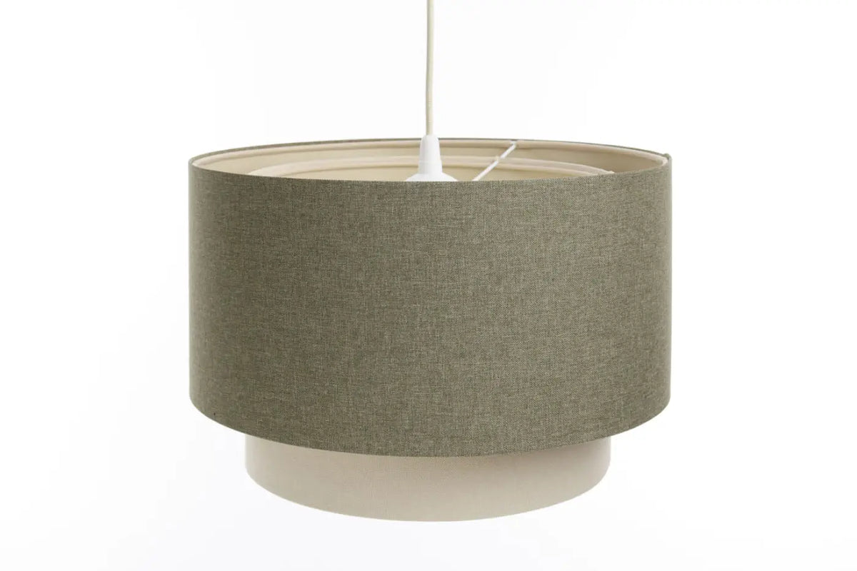 Suspension en tissu vert gris, crème et écru, lumière tamisée