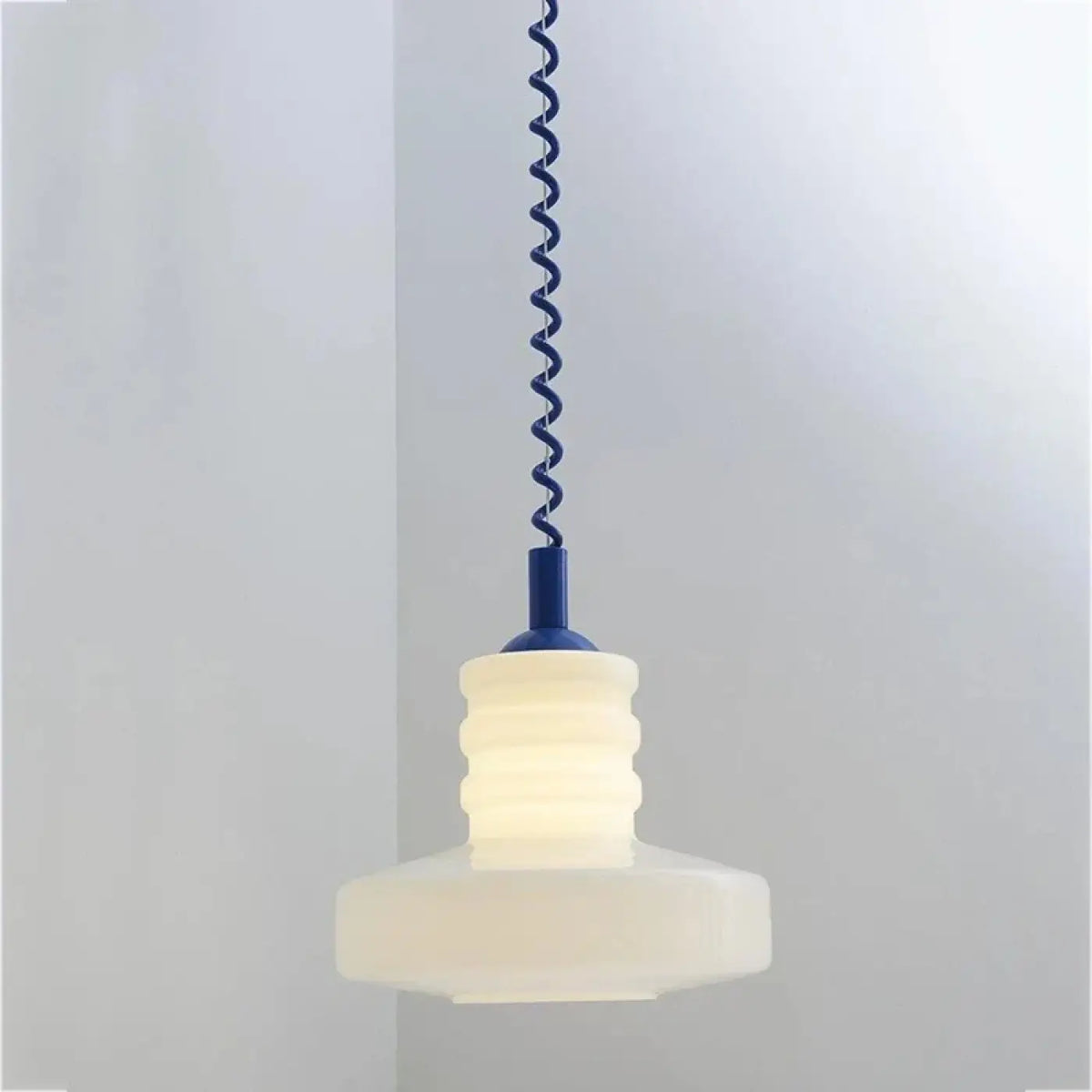 Suspension en verre opalin géométrique rétro, quatre coloris, bleu